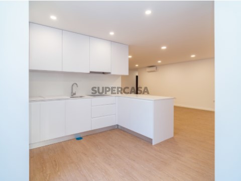 Apartamento T2 em Esgueira, Aveiro