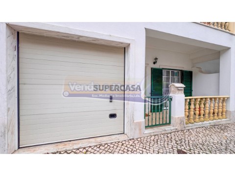 Moradia T3 na Rua Guerra Junqueiro, Samora Correia