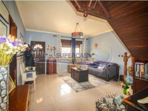 Moradia T4 Duplex na Rua Miguel Torga, Samora Correia