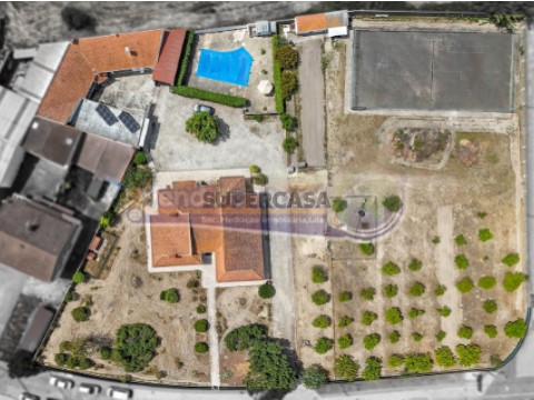 Moradia T5 na Avenida 25 de Abril, Samora Correia