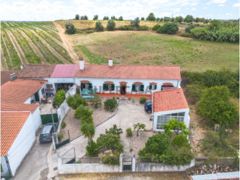 Moradia T2 em Achete, Azoia de Baixo e Póvoa de Santarém, Santarém