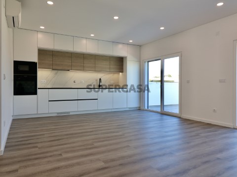 MORADIA T3 NOVA |OPEN SPACE