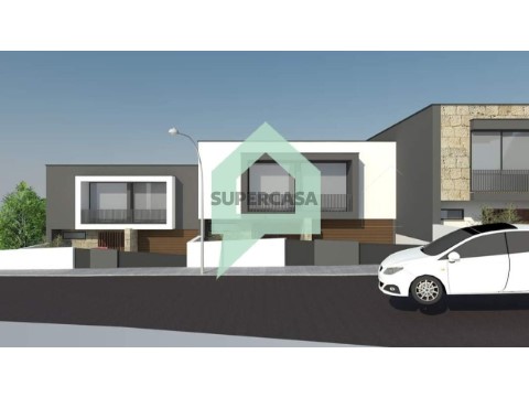 半独立式住房 3 卧室 Triplex 在 Rua da Encosta do Sardoal, Abade de Neiva