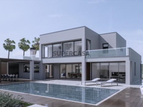 Moradia T4 Duplex em São Gonçalo de Lagos, Lagos