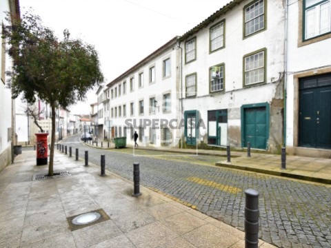 Casa Antiga T6 em Sé, Santa Maria e Meixedo, Bragança