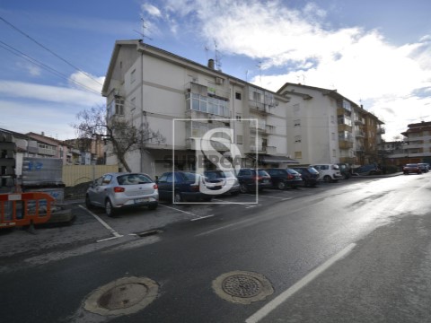 Apartamento T2 em Sé, Santa Maria e Meixedo, Bragança