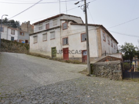 Oude woningen 5 kamers Op Sé, Santa Maria e Meixedo, Bragança