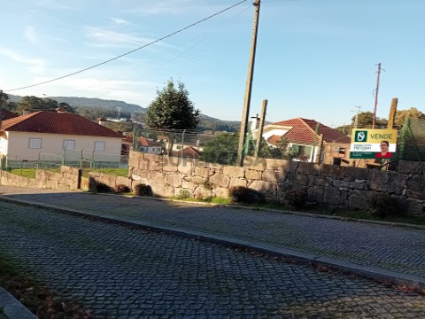 Terreno em Freamunde, Paços de Ferreira