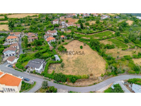 Terreno em Ancede e Ribadouro, Baião