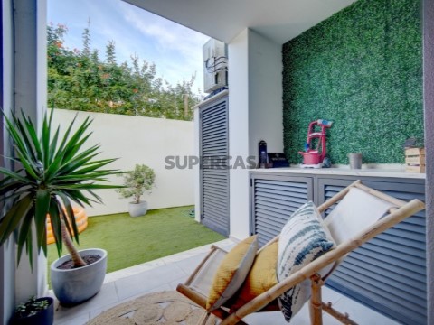 Moradia T4 |Jardim | Garagem | Ericeira