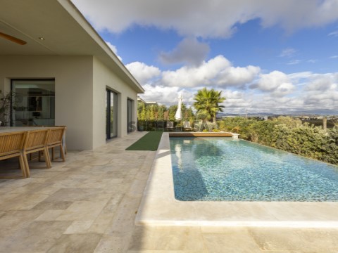 Vende se - Moradia T3 - Faro - Luxo - Hometown Properties
