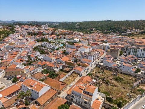 Vende se Moradia - Silves - Algarve - Hometown Properties