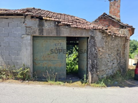 Moradia T2 Duplex na Avenida Simplício Simões Cabanas, Campo de Besteiros