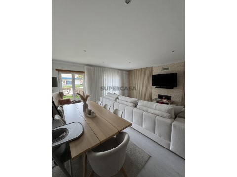 Apartamento T2 na Rua Inocêncio de Sousa Duarte, Mafra