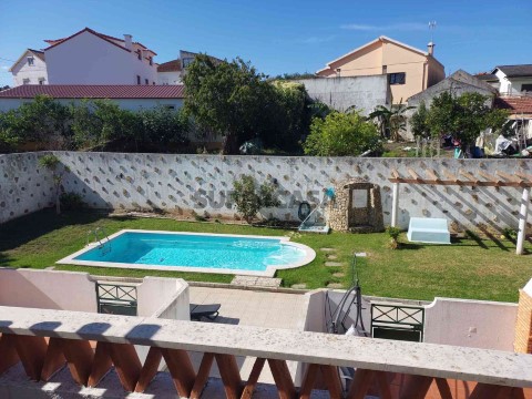 Apartamento T3 na Rua das Tramelas, Sapataria