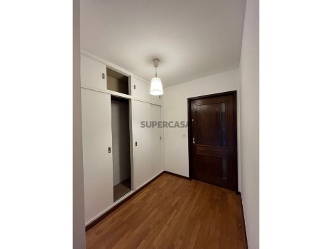 Apartamento T4 em Aldoar, Foz do Douro e Nevogilde, Porto