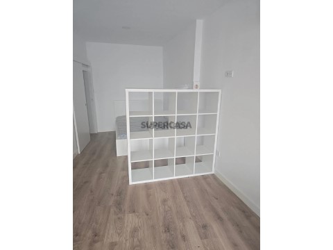 Apartamento T0 em Sé, Santa Maria e Meixedo, Bragança