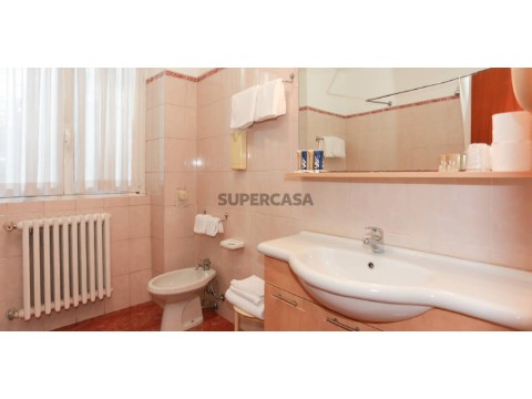 Apartamento T0 na Rua de Teibas, Pedrouços