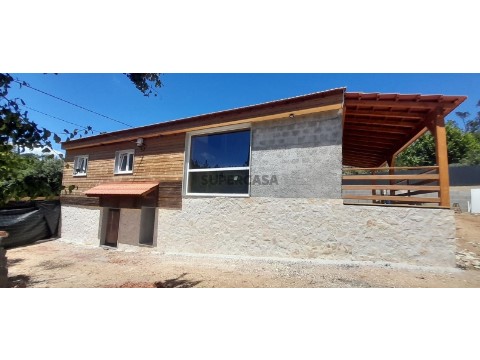 Moradia T2 em Maçãs de Dona Maria, Alvaiázere