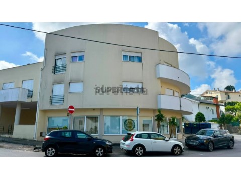 Apartamento T4 em São Martinho do Bispo e Ribeira de Frades, Coimbra
