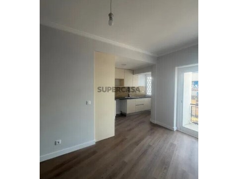 Apartamento T5 em Alvalade, Lisboa