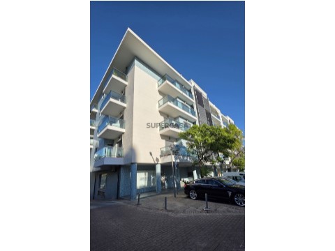 Apartamento T2 em Faro (Sé e São Pedro), Faro