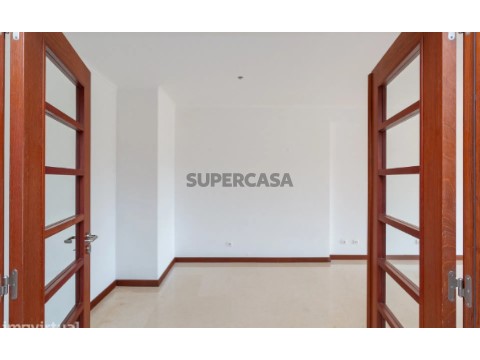 Apartamento T3 em Lumiar, Lisboa