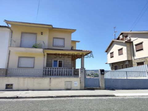 Maison 4 Chambres au Sé, Santa Maria e Meixedo, Bragança