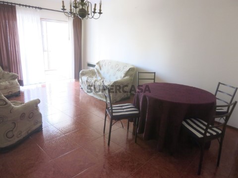 Apartamento T3 em Santo António dos Olivais, Coimbra