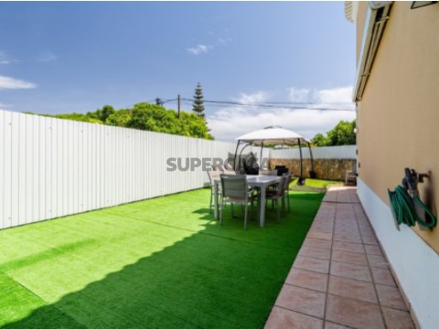 Moradia T3 em Albufeira e Olhos de Água, Albufeira