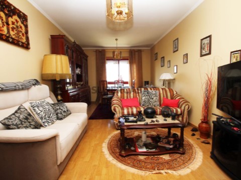 Apartamento T2 em Caparica e Trafaria, Almada