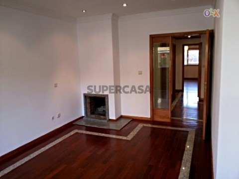 Apartamento T1 na Rua Nova de Alvites, Canidelo