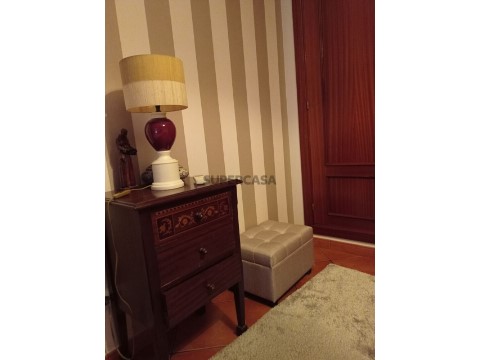 Apartamento T4 em Salvador e Santa Maria da Feira, Beja
