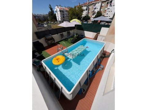Apartamento T2 em Águas Livres, Amadora