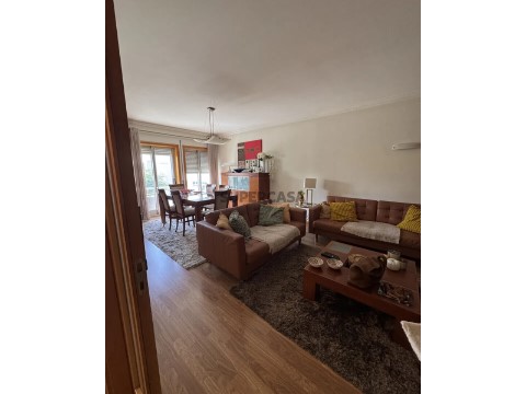 Apartamento T3 em Moreira, Maia