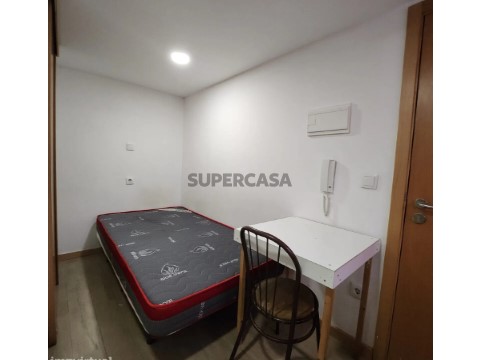 Apartamento T0 em Sé Nova, Santa Cruz, Almedina e São Bartolomeu, Coimbra