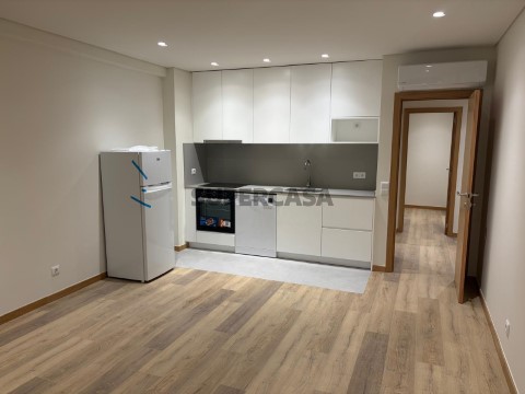 Apartamento T2 na Avenida da Liberdade, São José de São Lázaro e São João do Souto