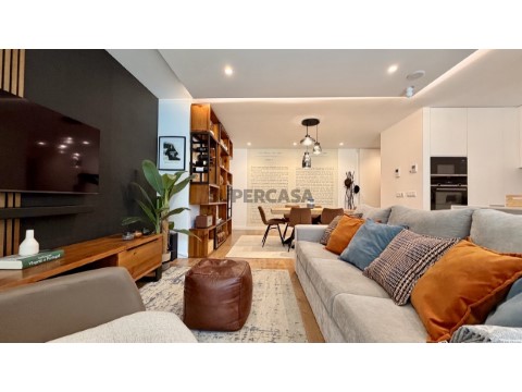 Apartment 3 kamers Op Praceta Joaquim Ferreira dos Santos, Leiria, Pousos, Barreira e Cortes