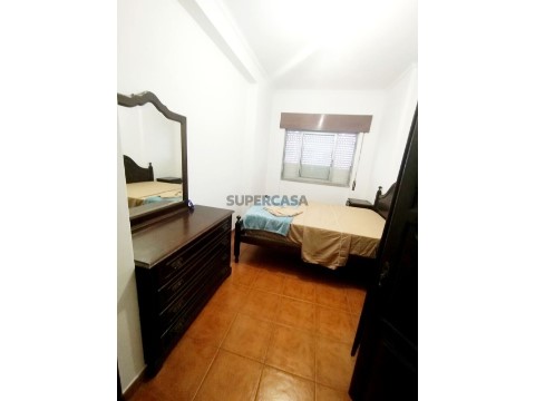 Room auf Amora, Seixal