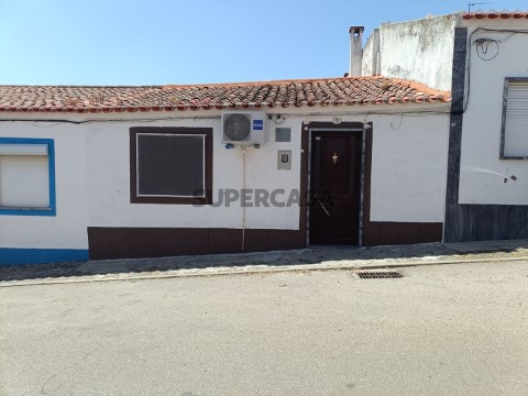 House 1 Zimmer auf Beringel, Beja