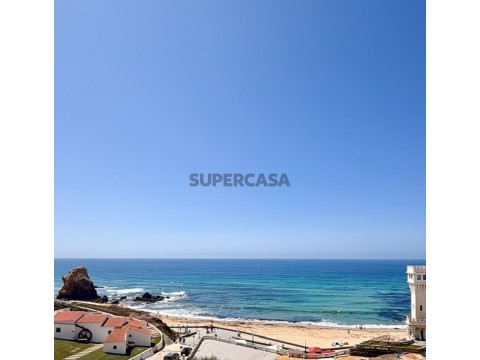 Apartamento T2 na Rua José Veríssimo, Silveira
