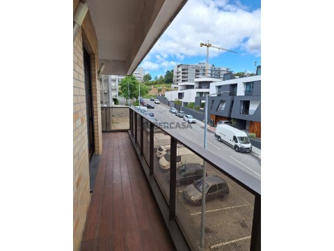 Apartment 2 kamers Op Rua Dr. Augusto Ferreira da Cunha, Azurém