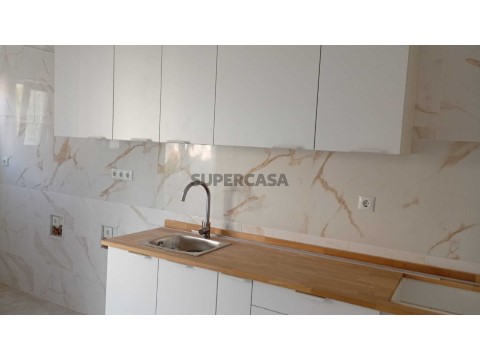 Apartamento T2 em Barreiro e Lavradio, Barreiro