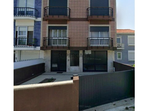 Apartamento T1 na Rua do Carril, Glória e Vera Cruz