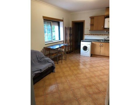 Quarto na Rua Marquês de Pombal, Covilhã e Canhoso