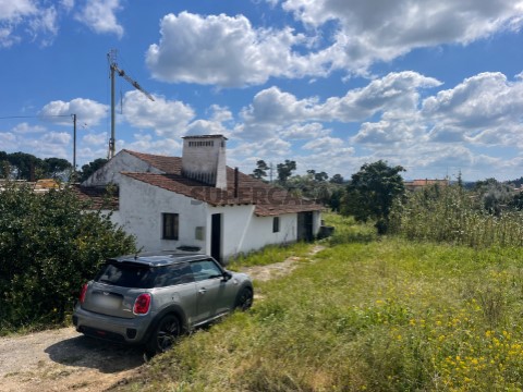 Moradia T3 em Estrada dos Madeiras, São João Baptista e Santa Maria dos Olivais