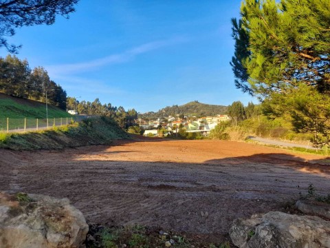 Terreno Urbano em Venda do Pinheiro e Santo Estêvão das Galés, Mafra