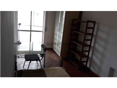 Quarto na Rua Cristóvão Rodrigues Acenheiro, Ajuda