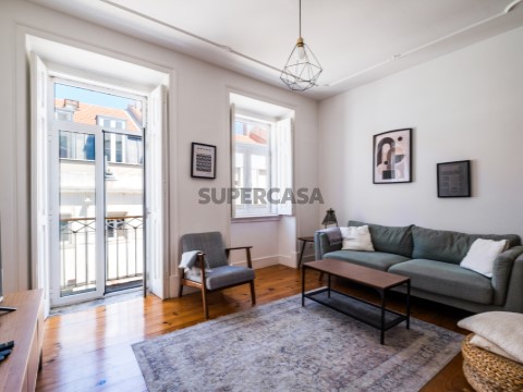 Apartamento T1 em Travessa de Dom Vasco, Ajuda