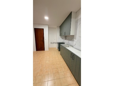 Apartamento T3 em Buarcos, Figueira da Foz